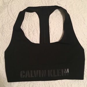 NWOT Calvin Klein Performance Bra